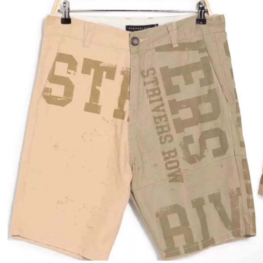 New Strivers Row  Khaki Bill Board Logo Men's Shorts
